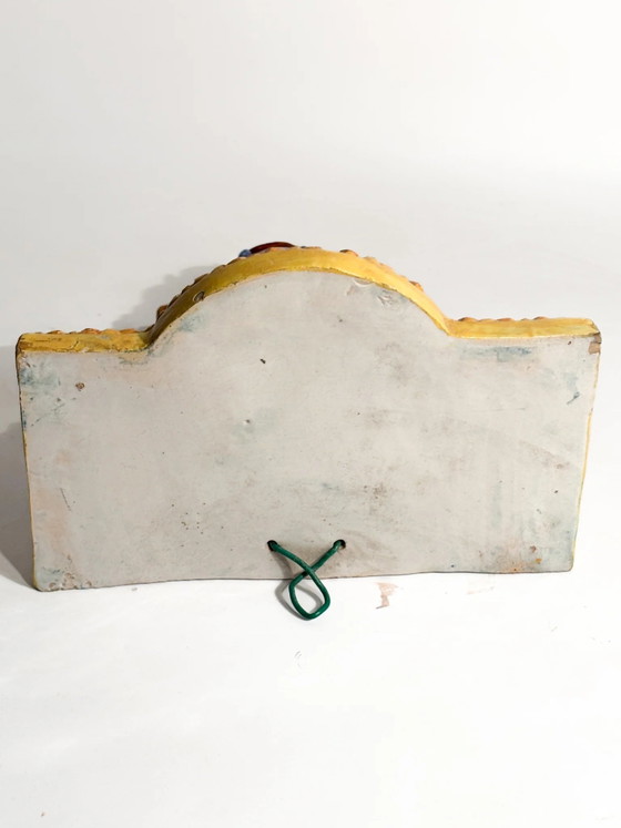 Faenza Keramik-Wandregal mit Muschel und Dame aus dem frühen 20. Jahrhundert – Dekorative Objekte, Ceramic (photo 11 of 12)