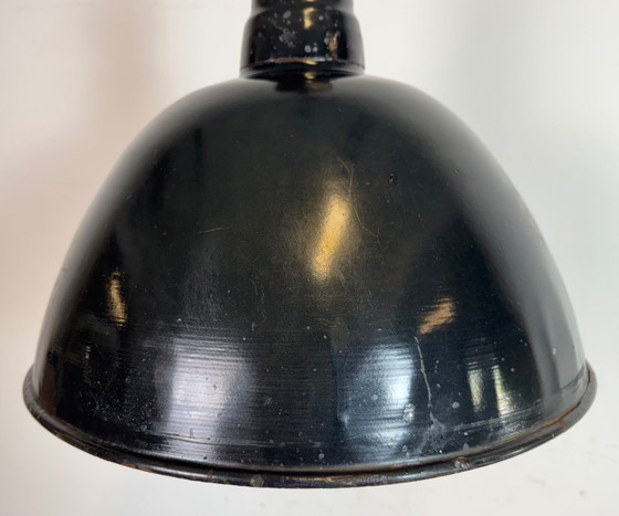 Image 1 of Ostdeutsche Fabriklampe aus schwarzer Emaille von LBD Veb Leuchtenbau Dresden, 1950er