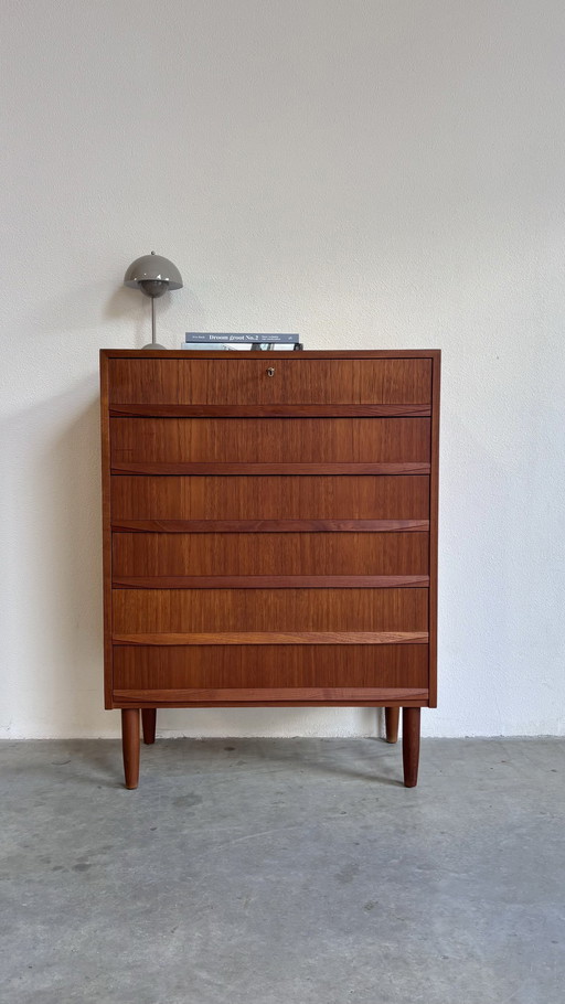 Cómoda danesa vintage de teca