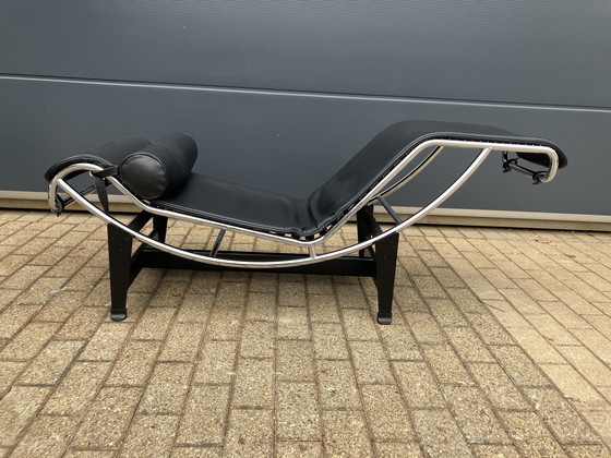 Image 1 of Originele Cassina Lc4 Le Corbusier in Topstaat!! Zwart/chroom