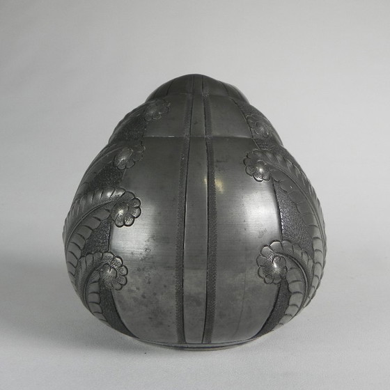 Image 1 of Pewter Art Nouveau vase, signed PETIZON, early 20th century