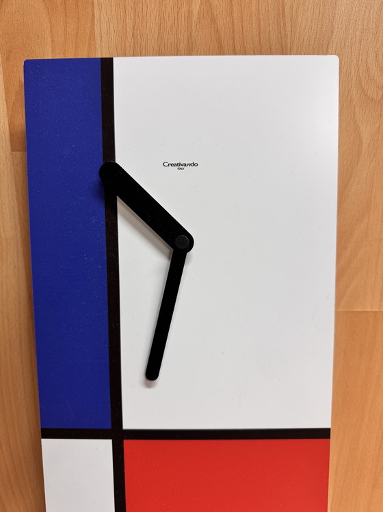 Mondriaan style Clock – Creativando, Plastic, Wood (photo 2 of 5)