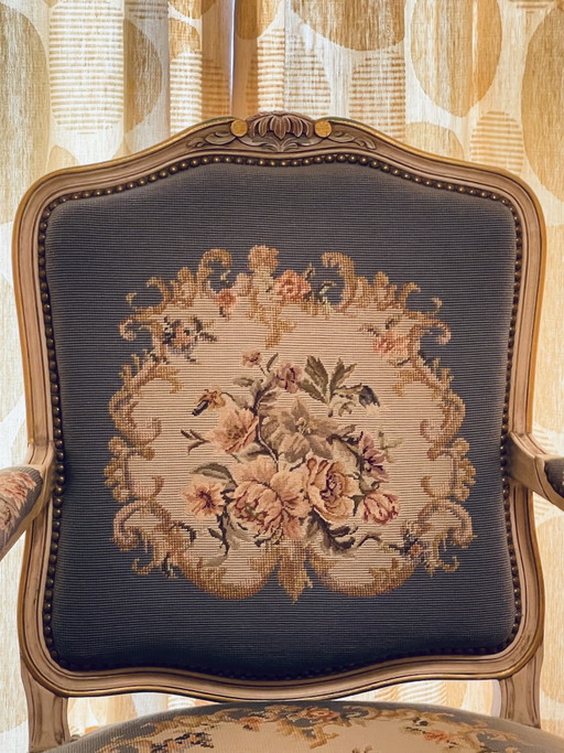 Prachtige Fauteuil In Louis XV-stijl – Een Romantische Blikvanger!