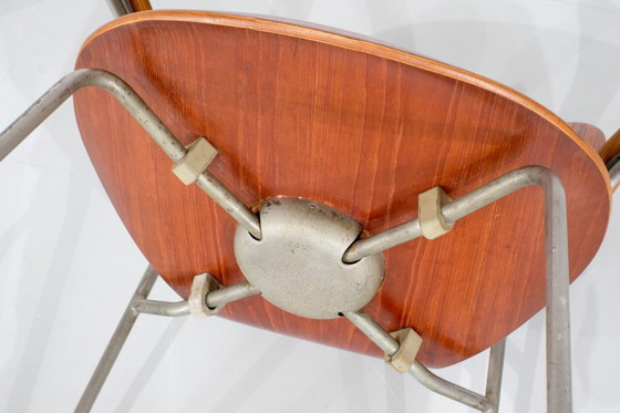 Image 1 of Stuhl Modell "3207" aus Holz von Arne Jacobsen für Fritz Hansen, Dänemark, 1955.