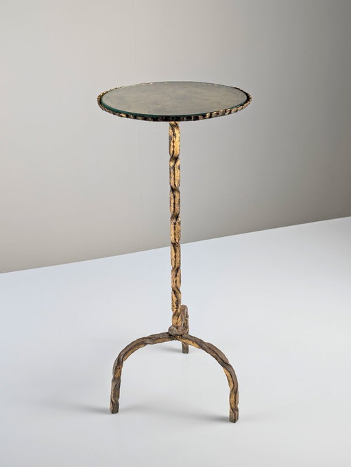 Spanischer Mid-Century Beistelltisch aus vergoldetem Schmiedeeisen und Glas, 1950er Jahre