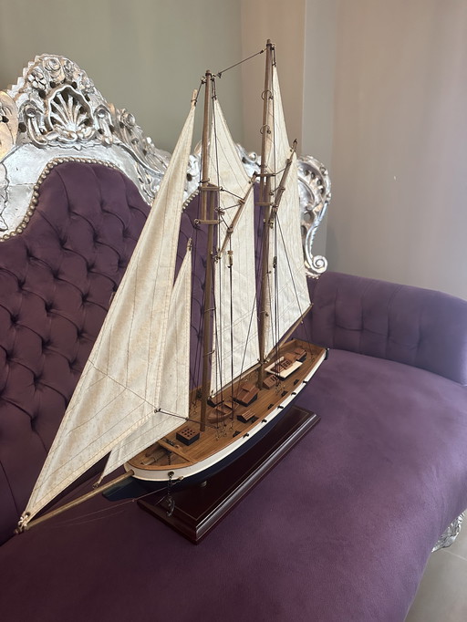 Houten zeilschip model - handgemaakt maritieme decoratie 