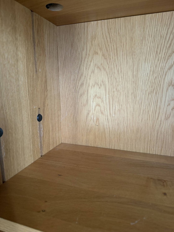 Image 1 of Vintage vitrinekastset van massief eikenhout.