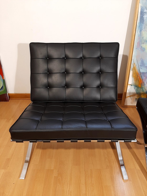 Image 1 of Knoll Set Barcelona New-Never Used Black Leather Design by Ludwig Mies Van Der Rohe and Lilly Reich (1929)