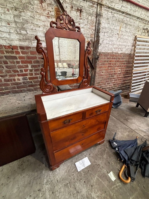 Antique chest of drawers / dressing table with marble top and mirror