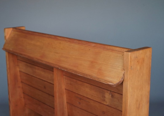 Image 1 of Vintage Nederlandse grenen kerkbank, jaren 1930