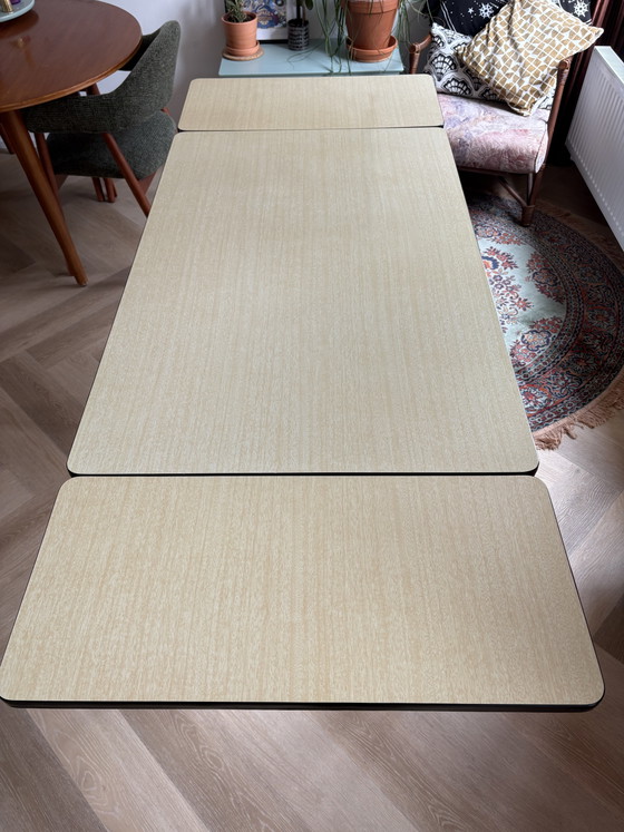 Image 1 of Vintage formica eettafel (uitschuifbaar) met 4 stoelen