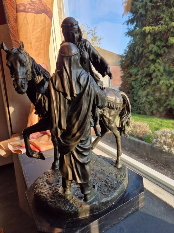 Image 1 of Couple bédouin à cheval, statue en bronze