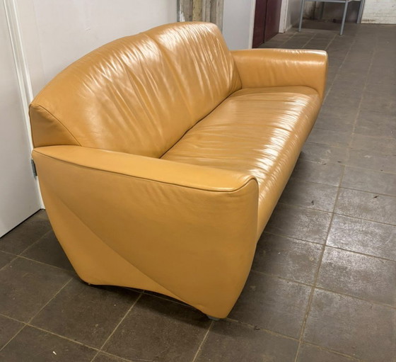 Comfortable JORI sofa – Leather (photo 4 of 8)