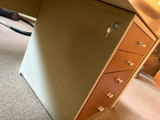 Italiaans vintage directiebureau in mid-century modern stijl, gemaakt door Guido Faleschini en vervaardigd (photo 14 of 23)
