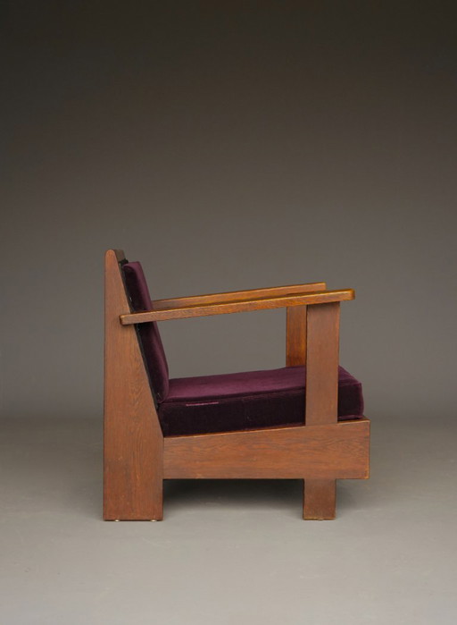 Art Deco fauteuil van de Haagse School, kleine eikenhouten fauteuil, jaren 1920.
