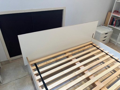 Nils Holger Moormann „Sleep“-Bett – mit hohem Kopfteil – Birkensperrholz