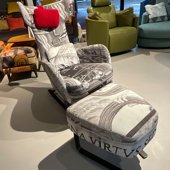 Image 1 of Fama Kangou fauteuil met poef