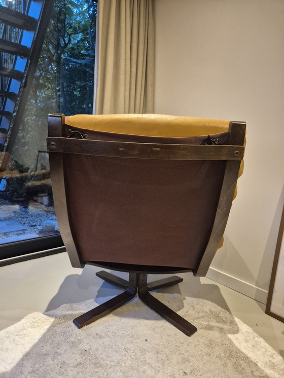 Image 1 of Prachtige Siesta fauteuil, ontworpen door de bekende Noorse ontwerper Ingmar Relling voor Westnova. Ergens tussen 1960-1970.
