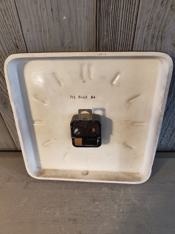 Image 1 of vintage Kienzle Chronoquartz wandklok uit de jaren 70