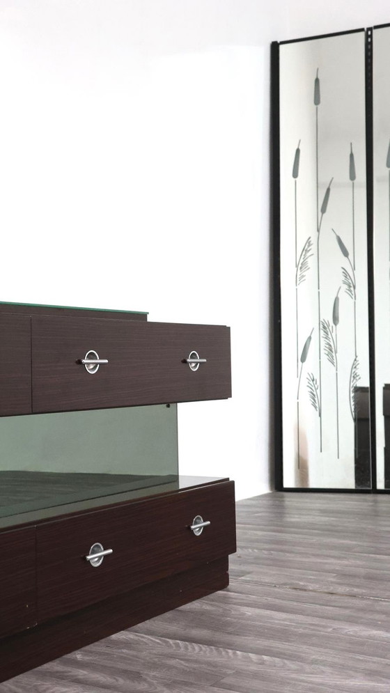 Image 1 of Comò Cassettiera In Ebano Macassar E Specchio Cubic Design Modernariato 1980’s