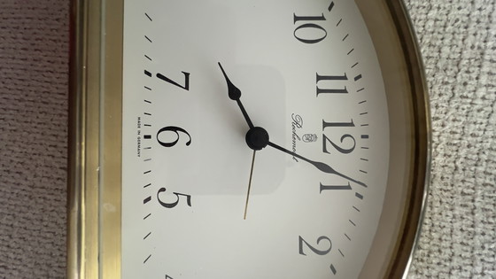 Image 1 of Vintage Rochemont messing bureauklok uit het midden van de vorige eeuw