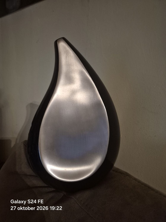 Urne Tear Drop, LoveUrns, Objets déco, Métal, Aluminium, Noir (photo 3 sur 5)