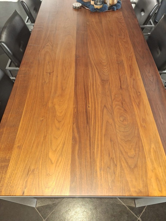 Image 1 of Harvink Stille Vennoot dining table walnut