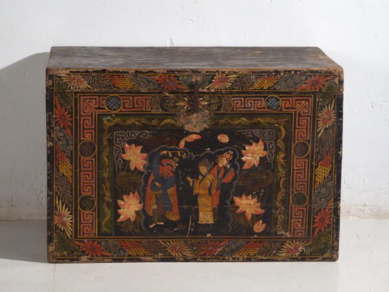 Baule cinese antico dipinto in legno di pino – Cina, circa 1900 – Armadi contenitori (photo 21 of 40)
