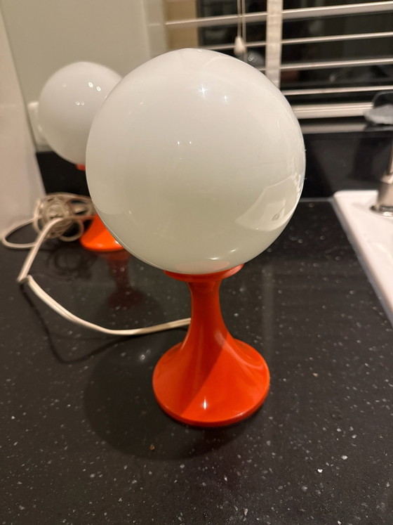 Lampe de table Space Age vintage orange – Verre, Plastique (photo 4 of 5)