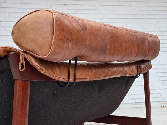 Image 1 of Anni '70, design norvegese di Jan Erik Lindgren, divano a due posti modello "Amazon".