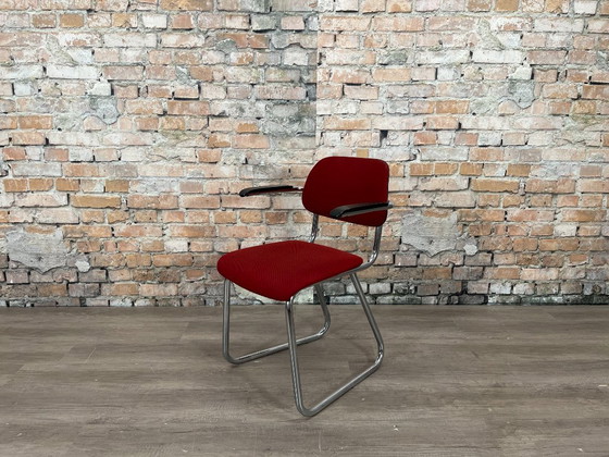 Ahrend Freischwinger Stuhl mit Rohrrahmen – Rot | Ahrend Design – Esszimmerstühle, Metal, Plastic (photo 8 of 16)