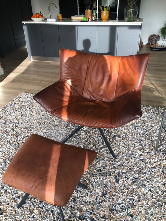 Poltrona Label Gustaf in pelle di yak marrone con pouf. – Poltrone, Metallo (photo 4 of 5)