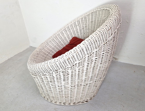 Image 1 of Weißer Rattan-Eimersessel, 1970er Jahre