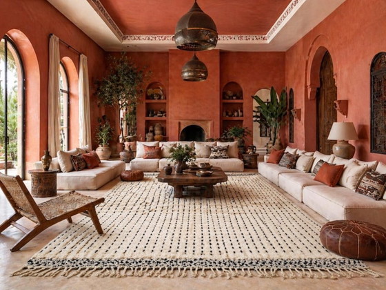 Image 1 of Luxury Handmade Rug 250cmx350cm 