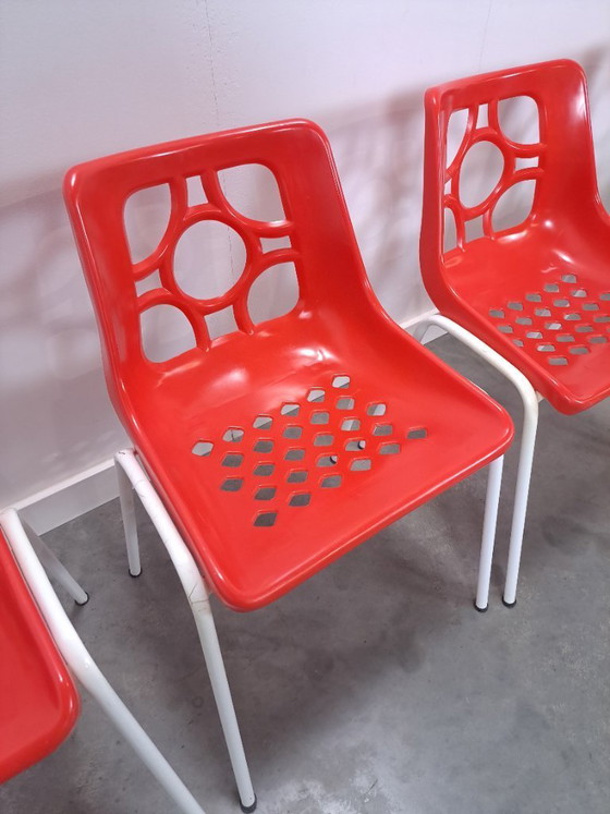 Image 1 of Set jaren 70 DDR rode kunststof tuinstoelen