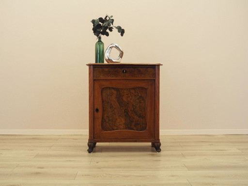 Armario danés con incrustaciones de madera de raíz, madera maciza, con cerradura y llave, década de 1960. (photo 2 of 23)