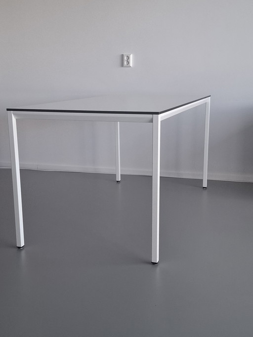 Ahrend Facet table, design by Friso Kramer