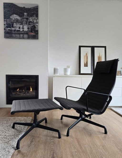 Fauteuil lounge Vitra Eames EA124 + repose-pieds EA125