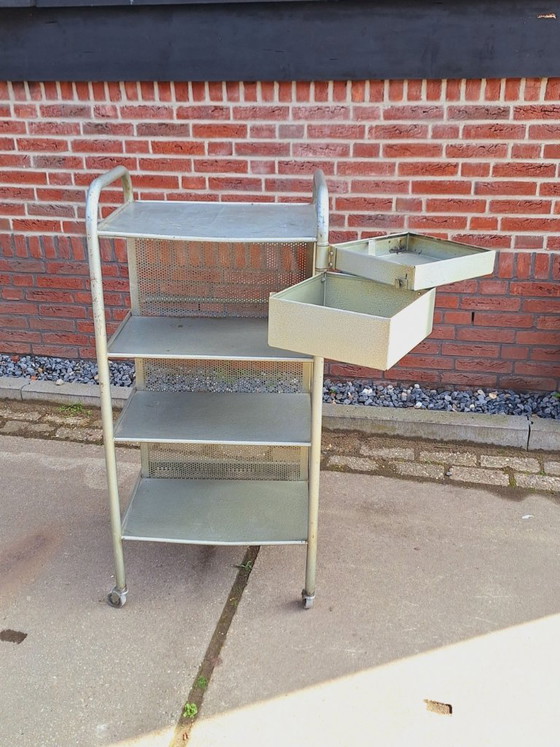 Metal trolley with drawers, grey, Heliolithe, Bar carts, Vintage (photo 9 of 9)