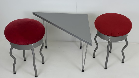 Image 1 of Set angolo lettura/seduta anni Ottanta Sgabello Pin Age anni Ottanta URI