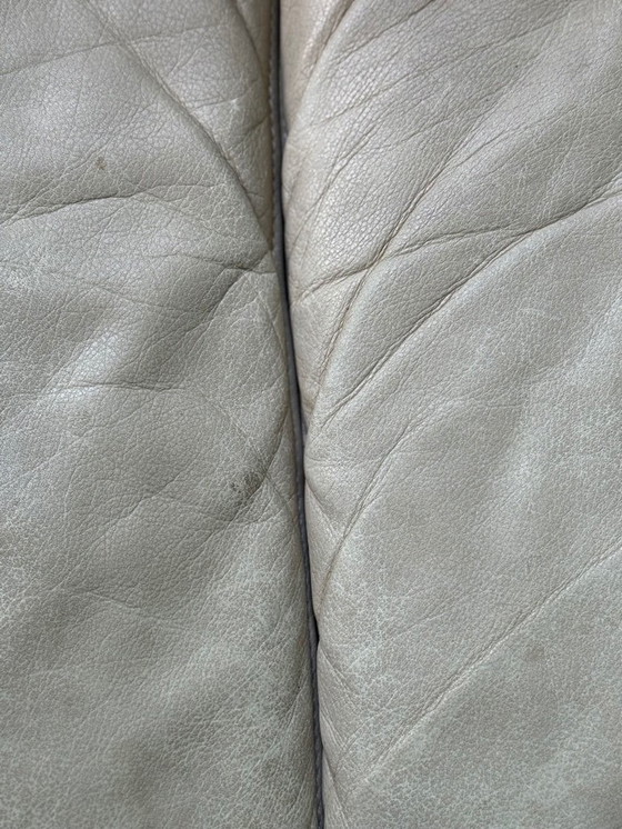 Image 1 of De Sede DS-2011 crèmekleurige leren bank