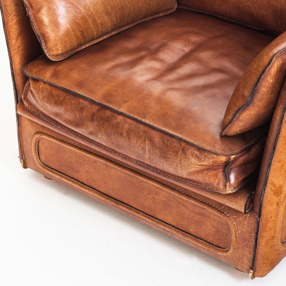 Fauteuil Club Vintage de Roche Bobois. Cuir de buffle camel. France, années 1980. – Leather (photo 12 of 19)