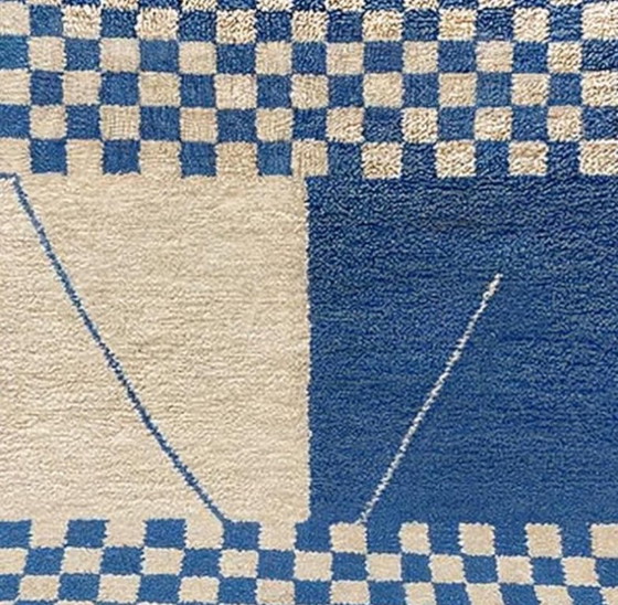 Image 1 of Moroccan artisan rug 260cmx160cm 