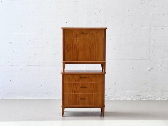 Image 1 of Set di comodini in legno di ciliegio, metà del XX secolo, anni '60
