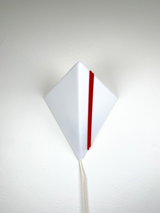 Vintage Geometric Triangle Wall Lamp - 80s Postmodern Plexiglass Sconce - Minimalist Memphis / Bauhaus Wall Light