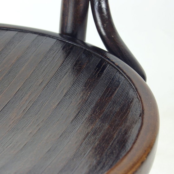 Bentwood Chair by Thonet, Czechoslovakia 1940s – Dining chairs, Klassiek (photo 11 of 15)