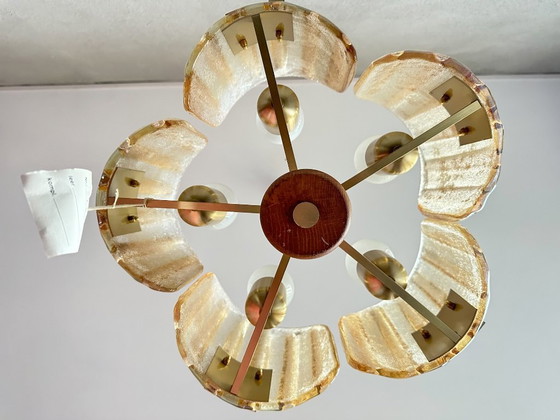 Image 1 of Lustre ancien en verre ambré