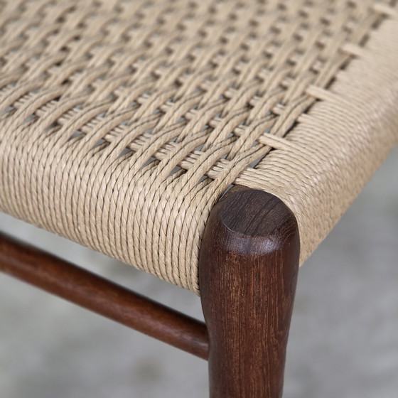 Image 1 of Lot de 5 chaises de salle à manger Niels Møller modèle 75 en teck, neuves, en corde de papier.