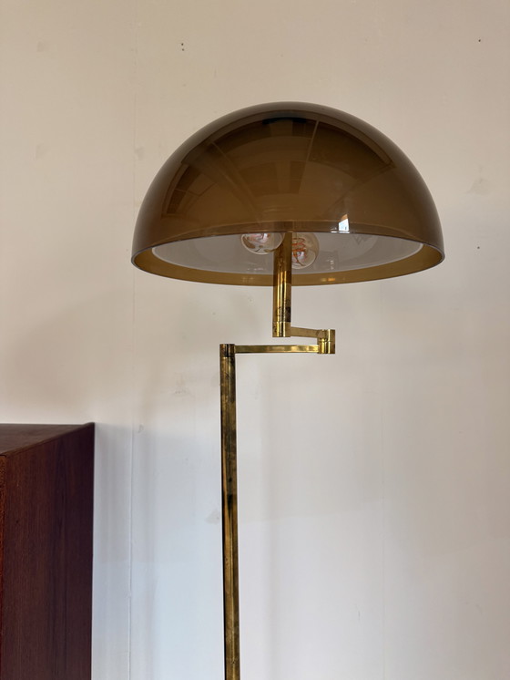 Image 1 of Lampada da terra a fungo in ottone vintage, Swisslamps anni '70