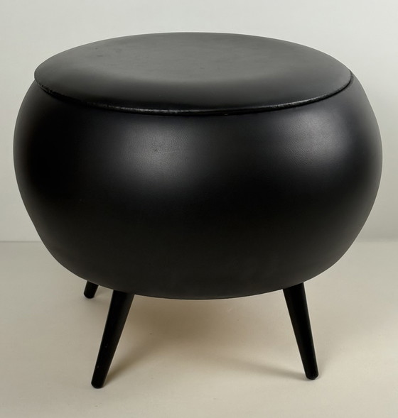 Image 1 of Vintage FM zwarte kruk met opbergruimte / naaipoef / bolpoef